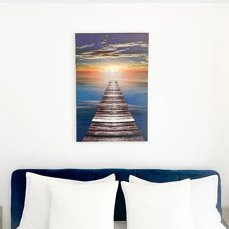Black Sea - Madrid Apartment *
