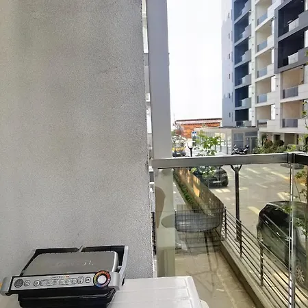 Black Sea - Madrid Apartman *